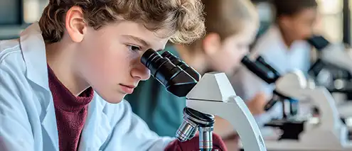 Laboratorios portátiles para colegios inspirando a jóvenes a convertirse en científicos. Una visión de futuro para la educación científica.